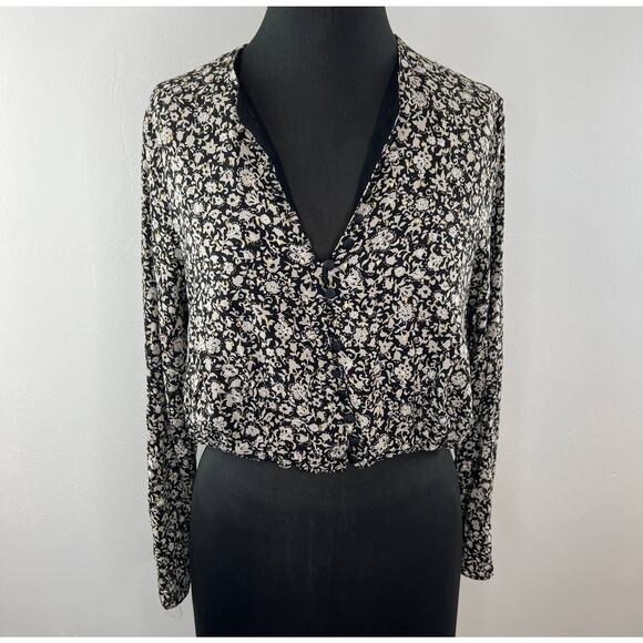 ZARA Black White Floral Print Chiffon Button-Up V-Neck Long Sleeve Crop Top M - Picture 1 of 8